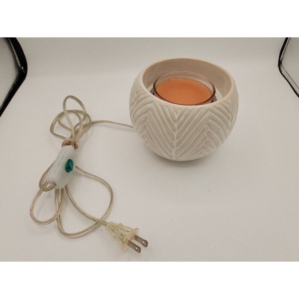 Yankee Candle Ceramic Model SPW-13 Electric Wax Tart Warmer Tested And Works